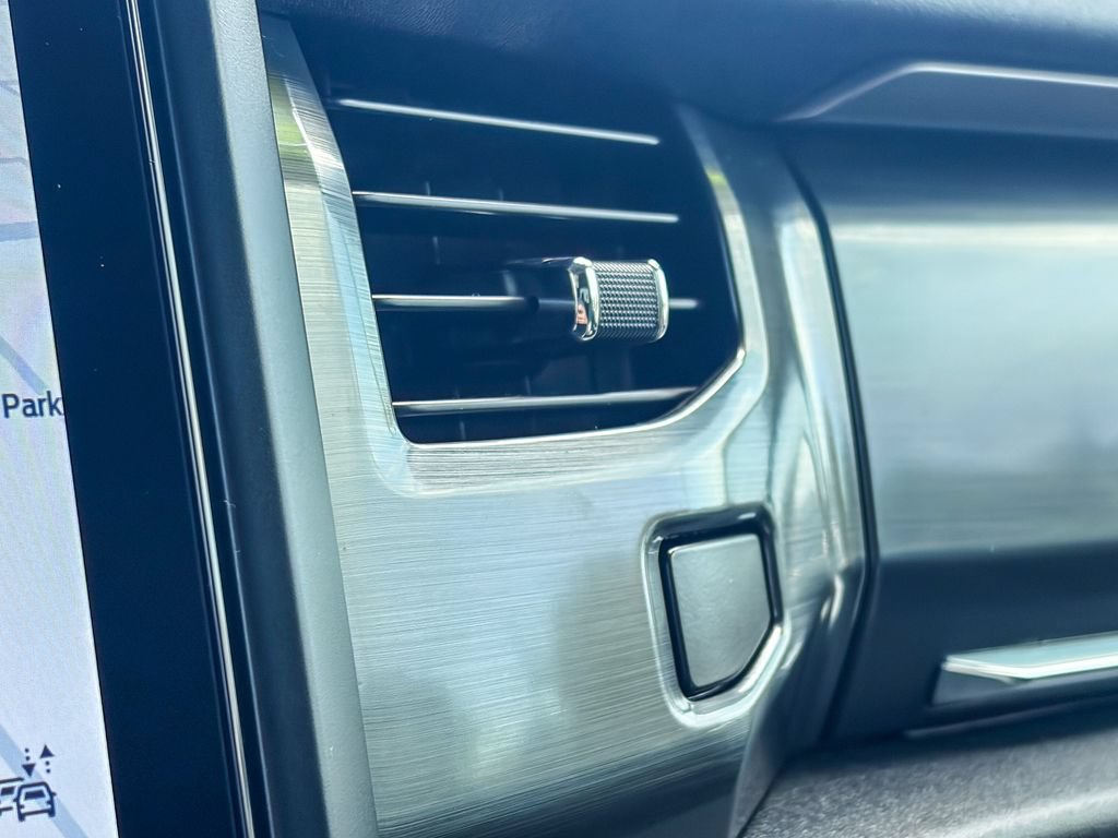 Used 2024 Ford F150 Lightning Flash AWD/4WD image 31