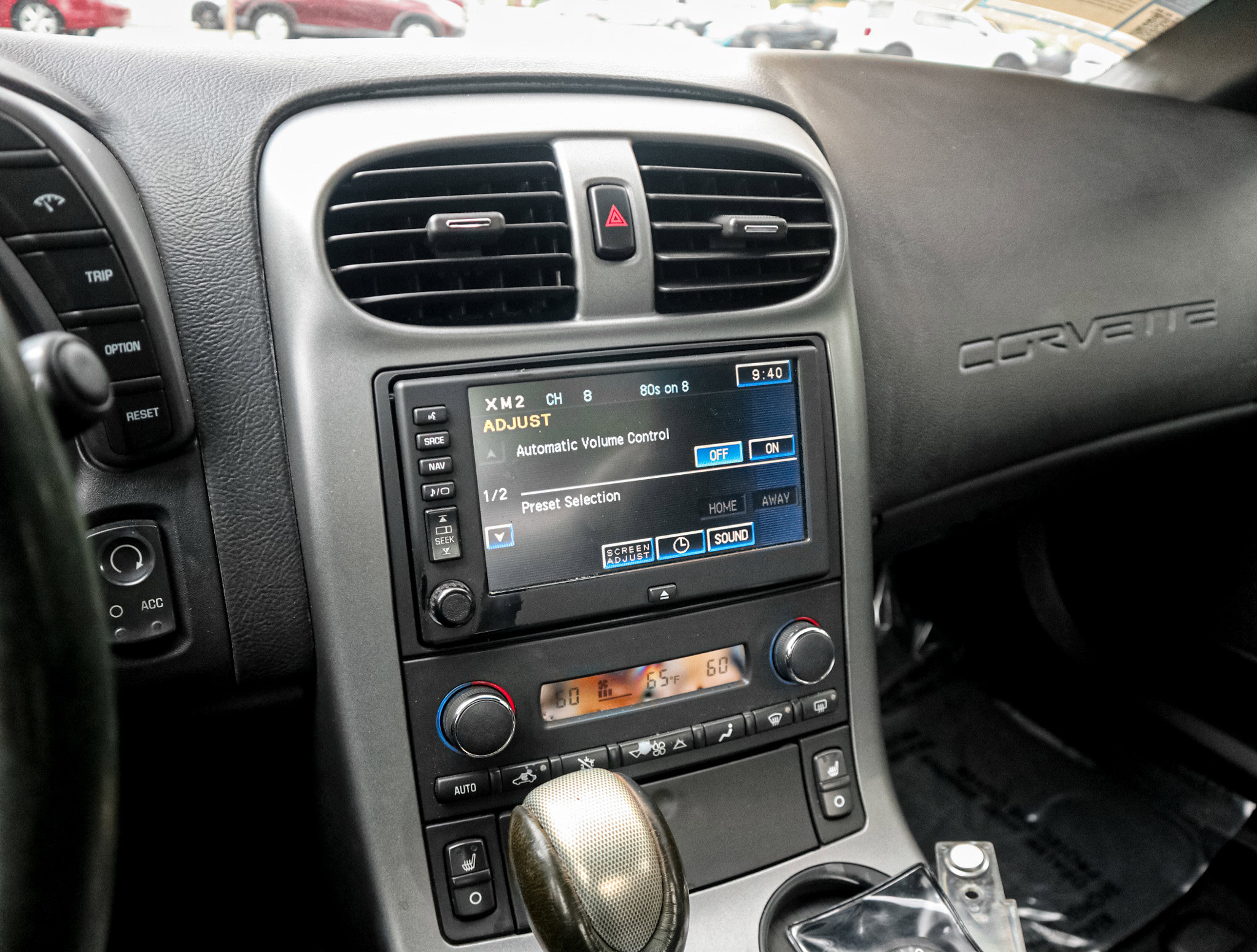 Used 2006 Chevrolet Corvette Convertible w/ Preferred Equipment Group image 23