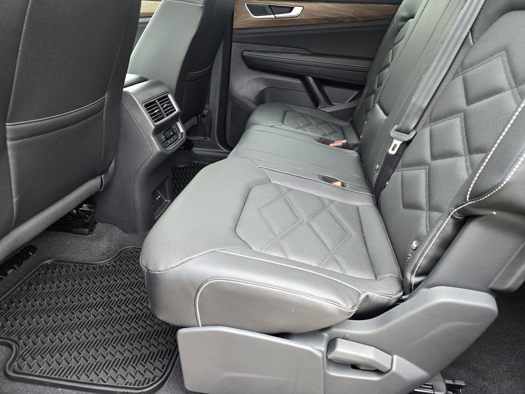 New 2026 Volkswagen Atlas SE image 21