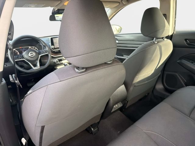 Used 2024 Nissan Altima 2.5 SV FWD image 13