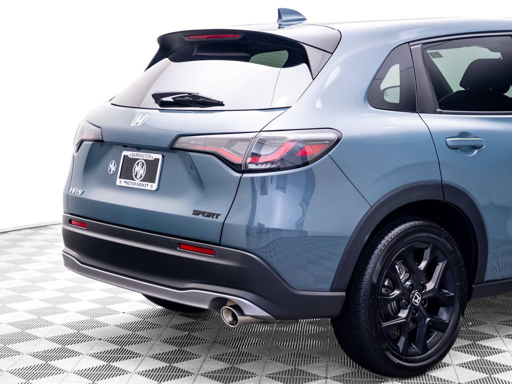 Certified 2025 Honda HR-V Sport image 34