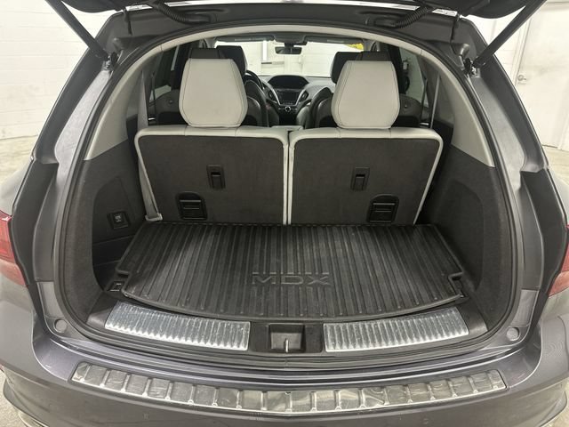 Used 2017 Acura MDX w/ Advance Package FWD image 17