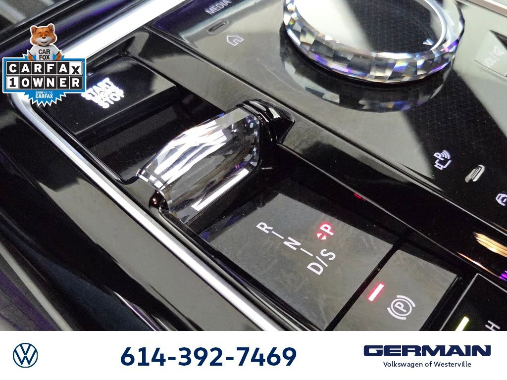 Used 2025 BMW 740i xDrive image 19