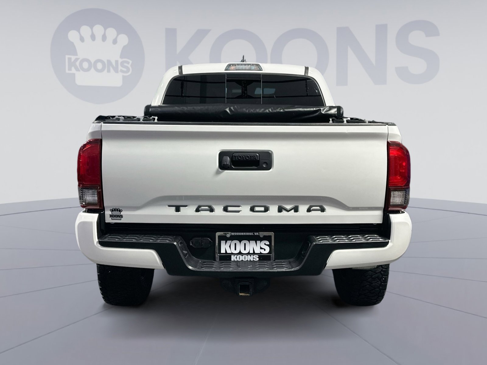 Used 2020 Toyota Tacoma SR5 image 5