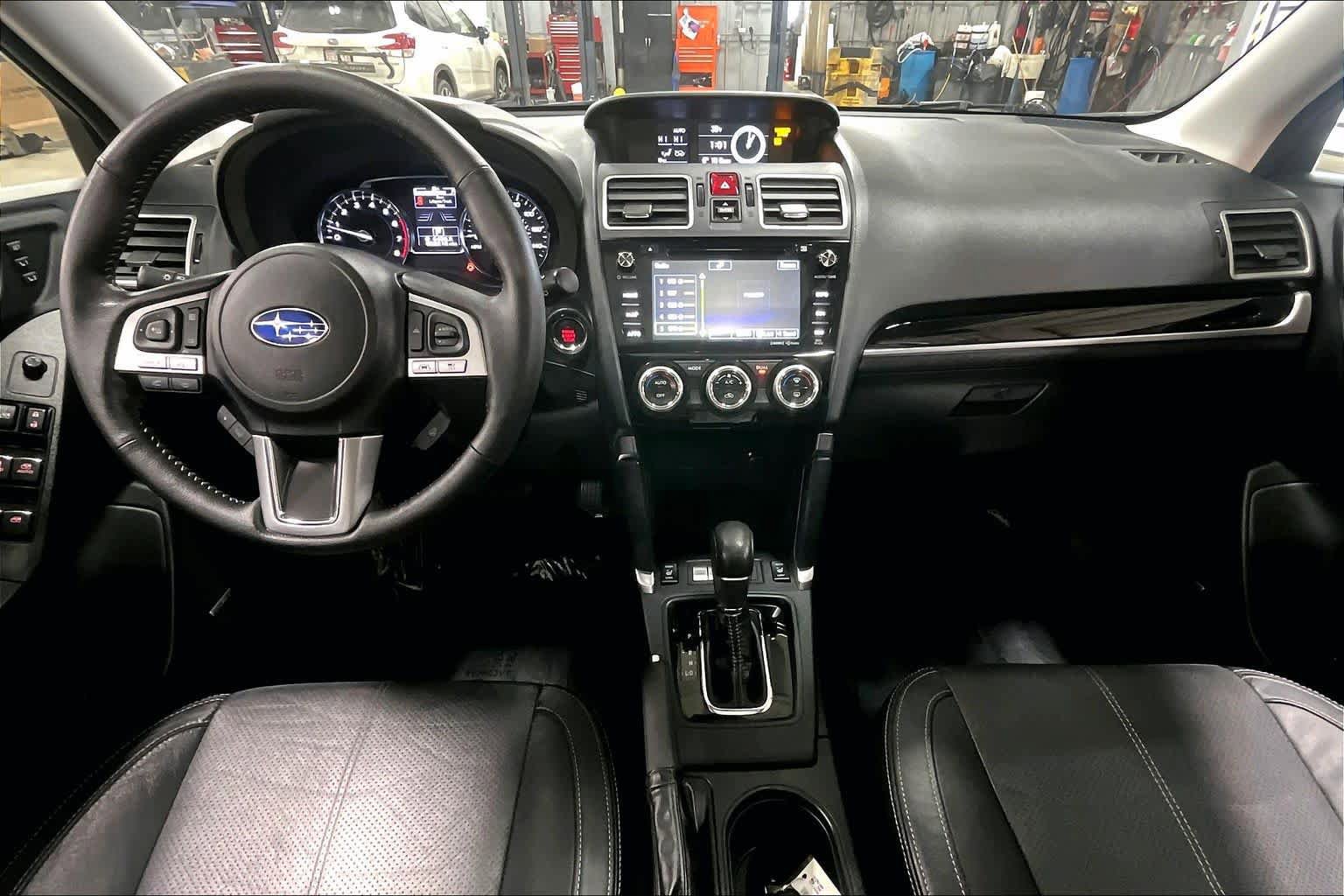 Used 2017 Subaru Forester 2.5i Touring AWD/4WD image 17