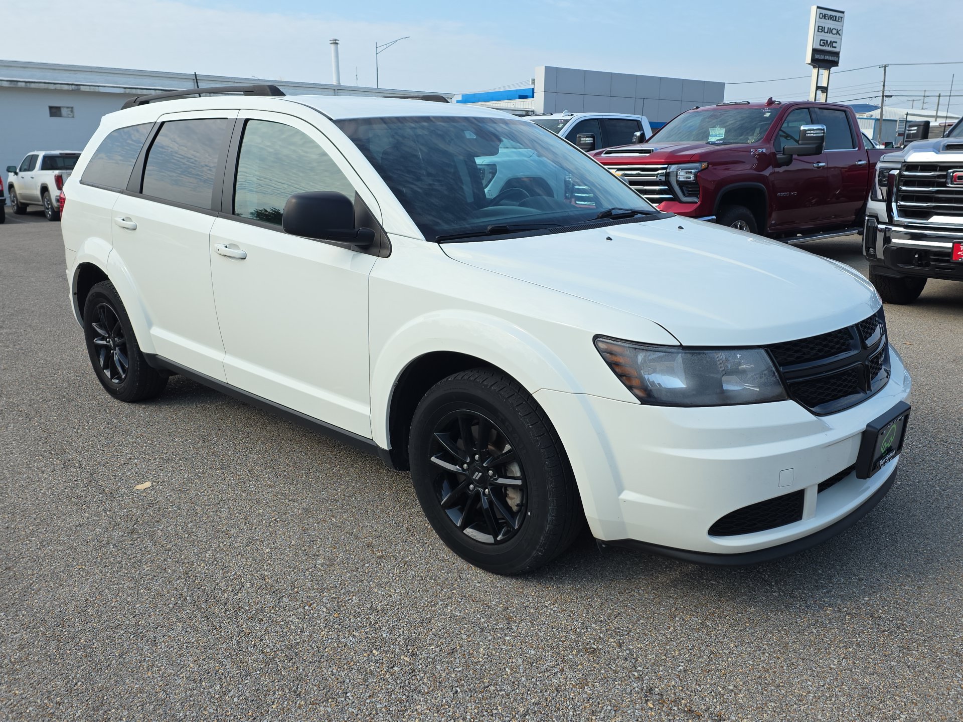 Used 2020 Dodge Journey SE w/ SE Popular Equipment Group FWD image 2