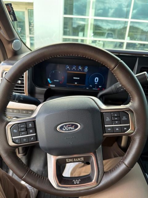 Used 2024 Ford F350 King Ranch AWD/4WD image 27