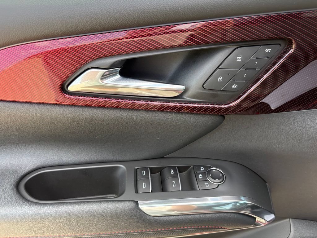 Used 2025 Chevrolet Traverse RS w/ LPO, Floor Liner Package FWD image 14