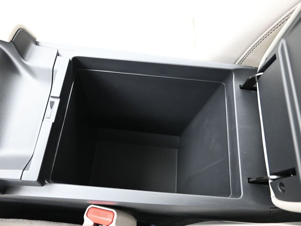 New 2026 Nissan Sentra SL w/ Floor Mat Package FWD image 20