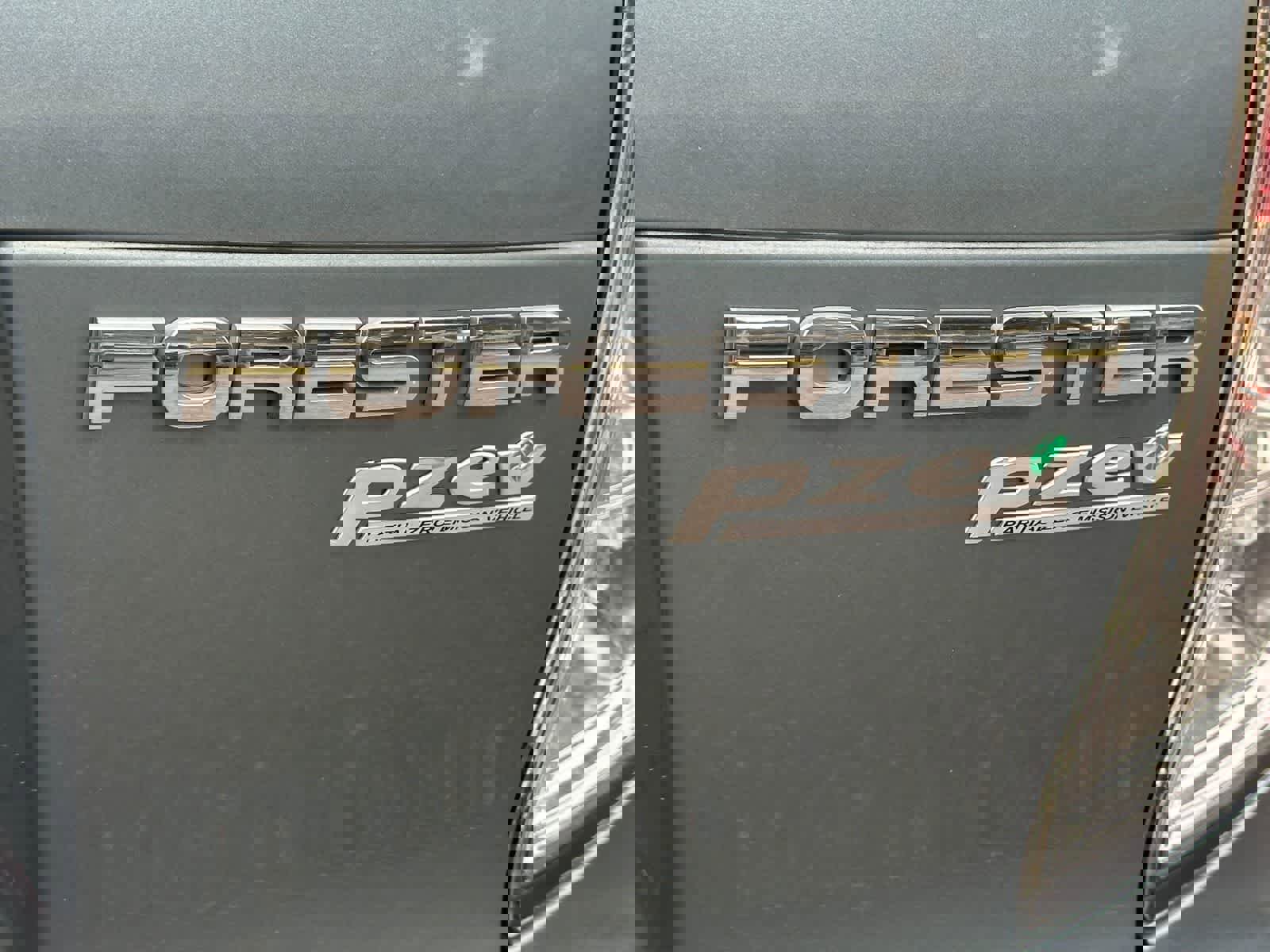 Used 2012 Subaru Forester 2.5X Limited image 6