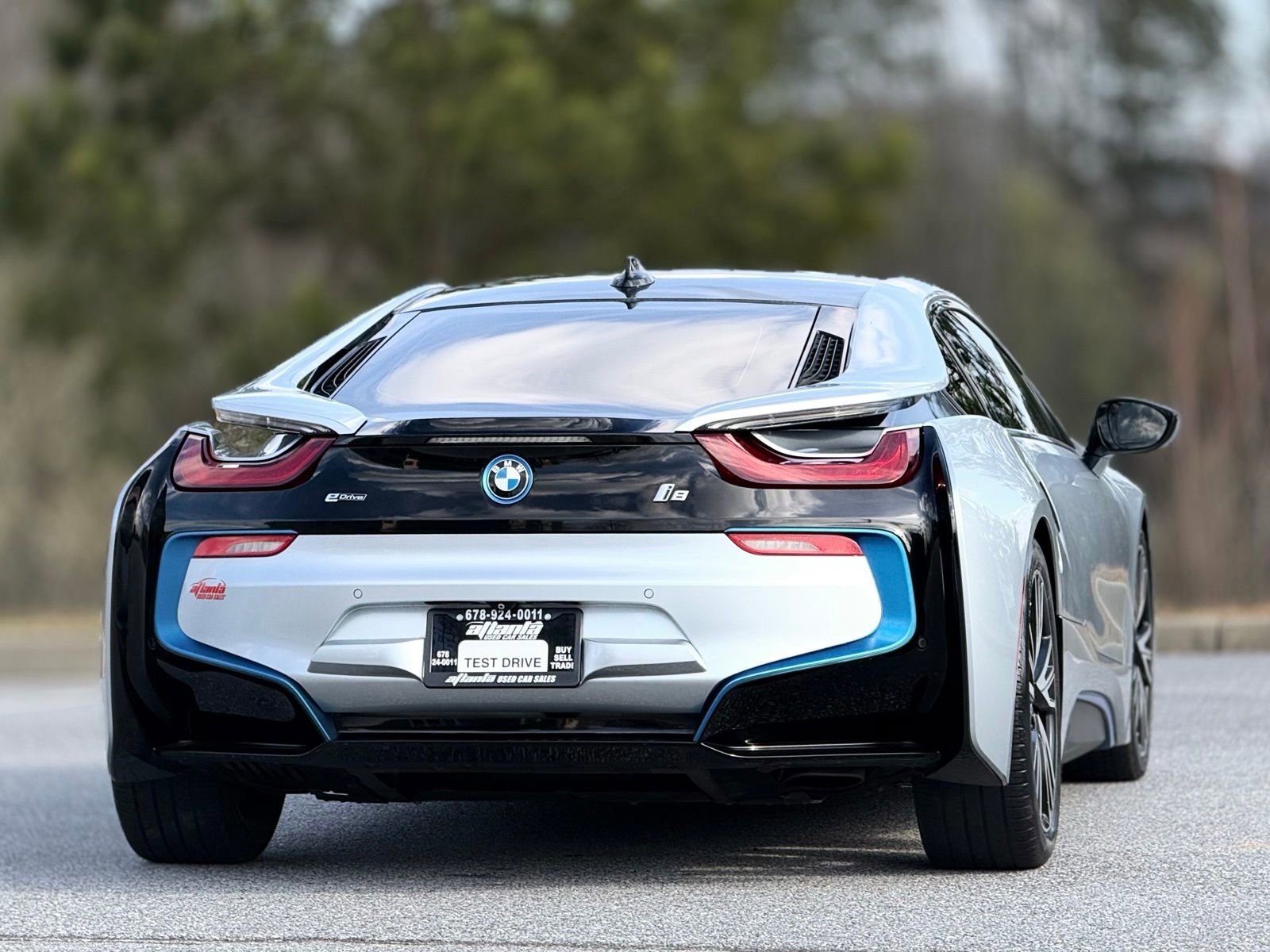 Used 2015 BMW i8 image 6