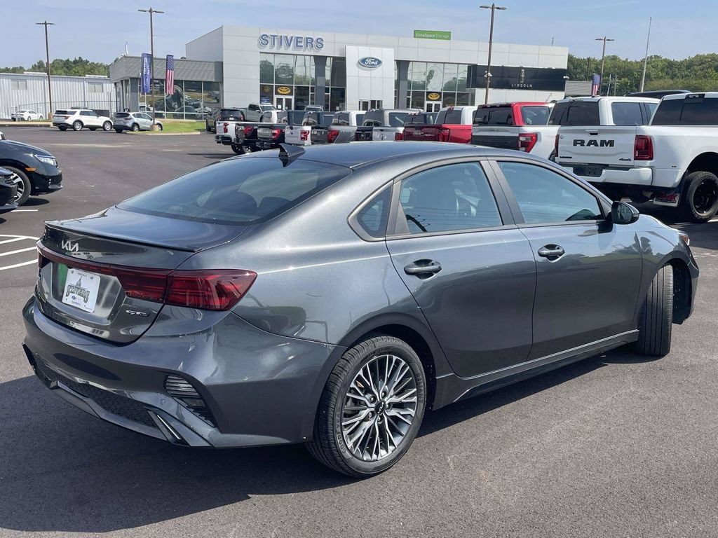 Used 2024 Kia Forte GT-Line w/ GT-Line Premium Package FWD image 3