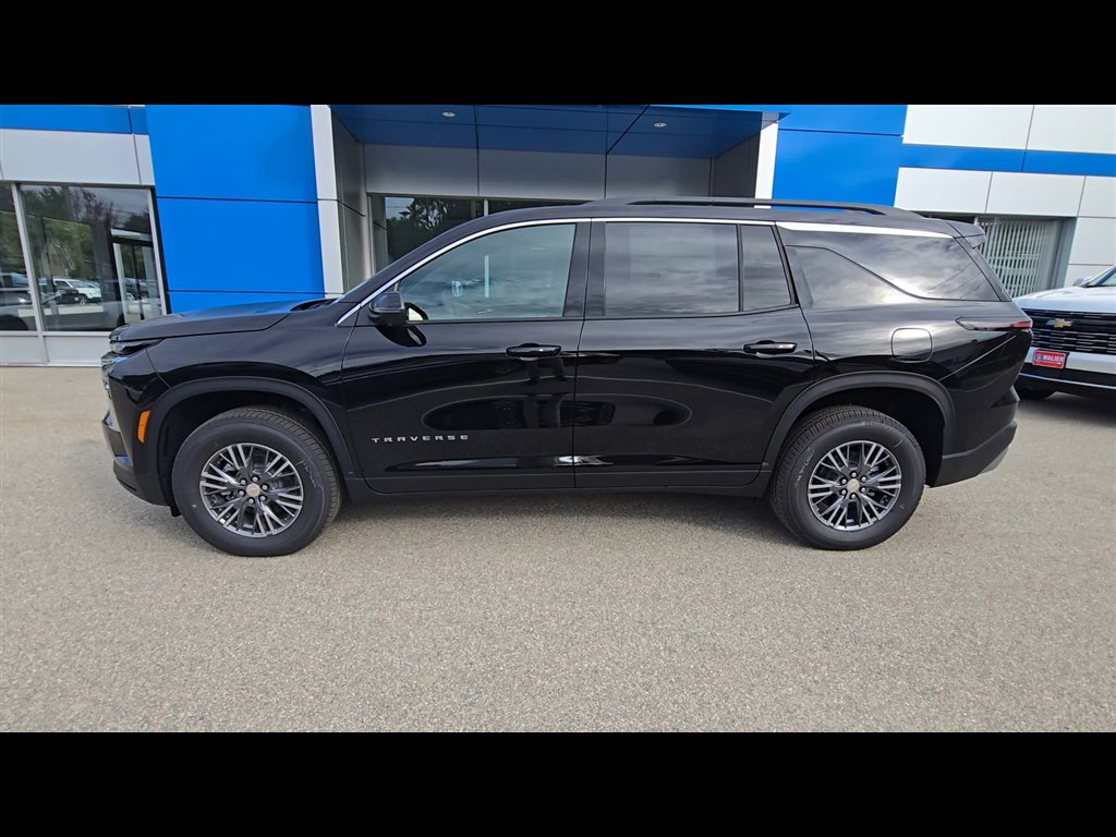 New 2026 Chevrolet Traverse LT w/ Driver Confidence Package image 5