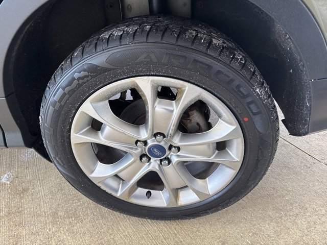 Used 2013 Ford Escape SEL image 36