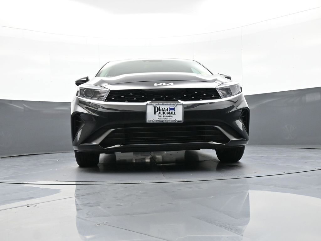Certified 2023 Kia Forte LXS w/ LXS Technology Package FWD image 25