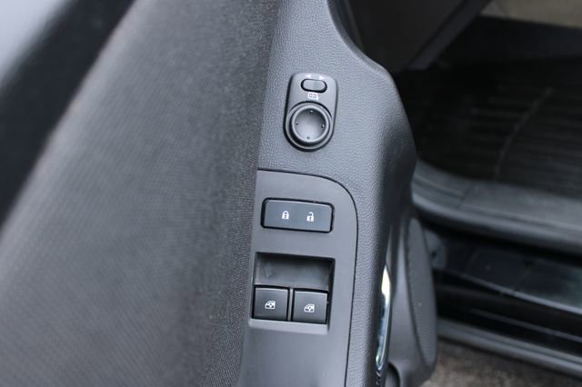 Used 2015 Chevrolet Camaro LT RWD image 11