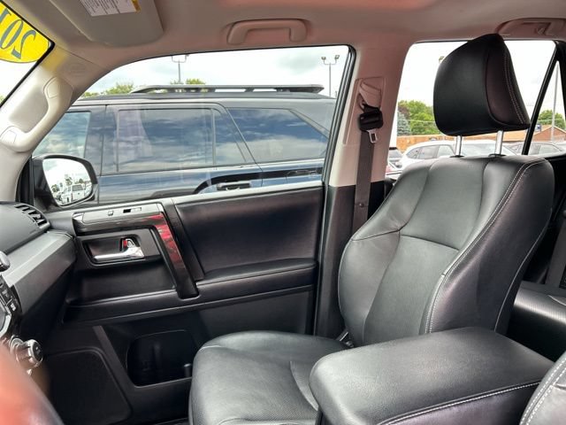 Used 2019 Toyota 4Runner Limited AWD/4WD image 33