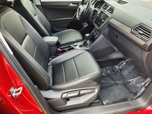 Used 2018 Volkswagen Tiguan SEL image 12