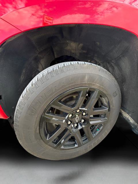 Used 2023 Chevrolet Silverado 1500 Custom w/ LPO, Dark Essentials Package image 20