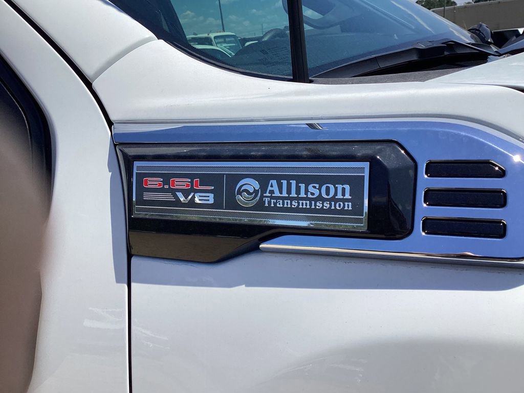 New 2025 GMC Sierra 3500 Pro w/ Convenience Package AWD/4WD image 9