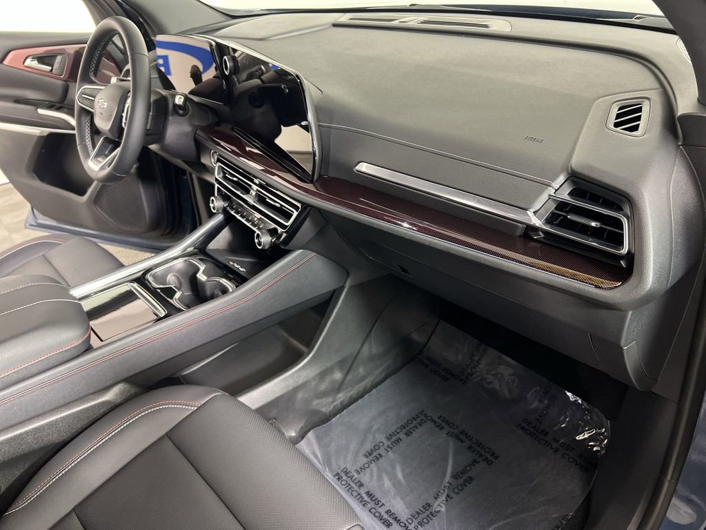 Certified 2025 Chevrolet Traverse Z71 w/ Driver Confidence Package image 28