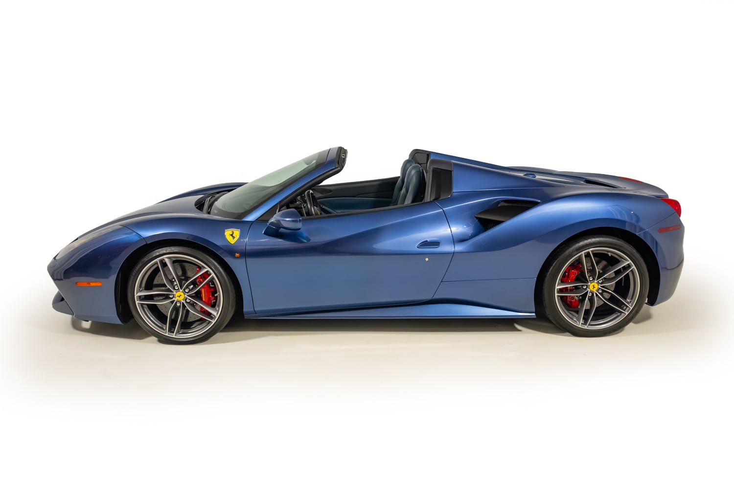 Certified 2019 Ferrari 488 Spider RWD image 13