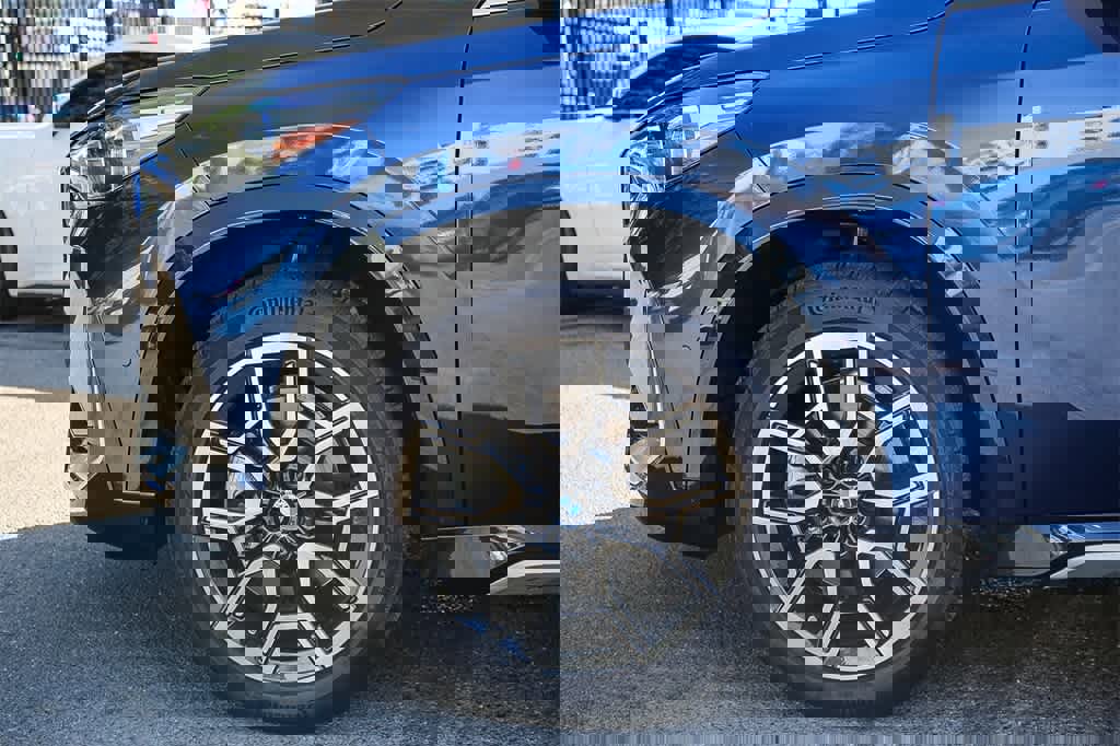 Used 2024 BMW X1 xDrive28i w/ Convenience Package image 9