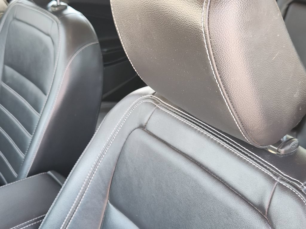 Used 2019 Ford Escape Titanium FWD image 15