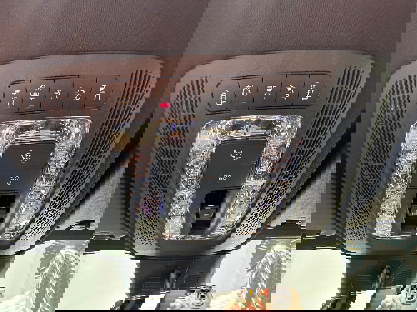 Used 2024 Mercedes-Benz GLB 250 4MATIC image 21