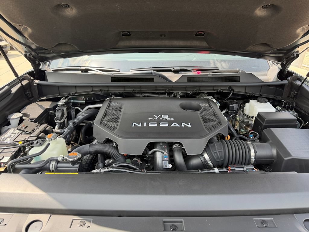 New 2026 Nissan Armada SL w/ Captain's Chari Seat Package AWD/4WD image 19