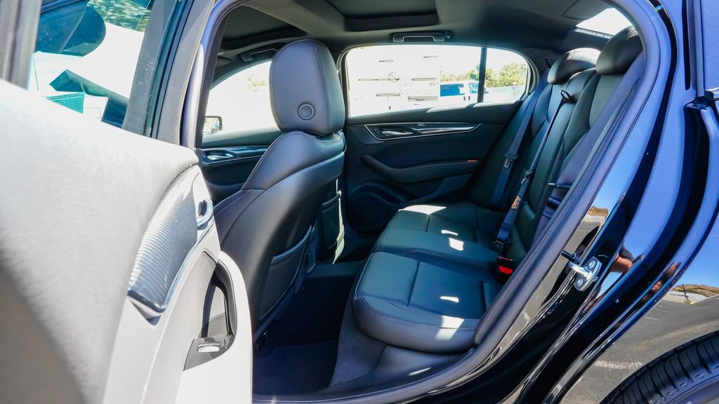New 2026 Cadillac CT5 Sport w/ Technology Package RWD image 9
