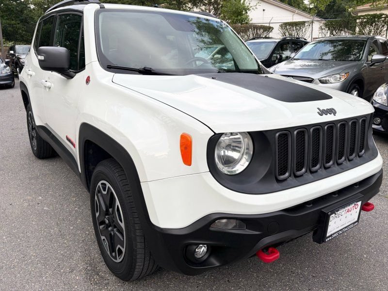 Used 2015 Jeep Renegade Trailhawk AWD/4WD image 1