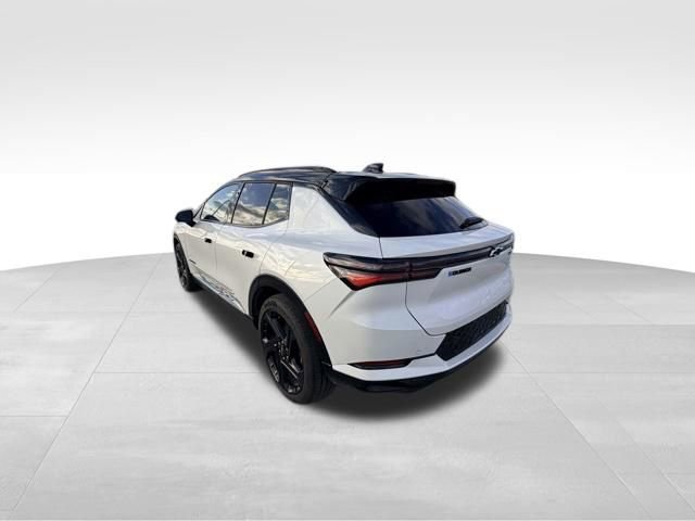 Certified 2025 Chevrolet Equinox EV RS image 4