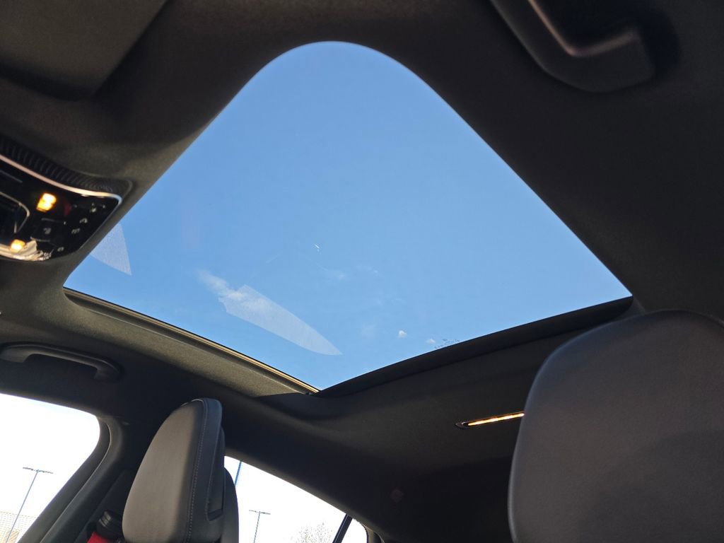 New 2026 Mercedes-Benz GLC 43 AMG GLC 43 AMGﾮ image 3