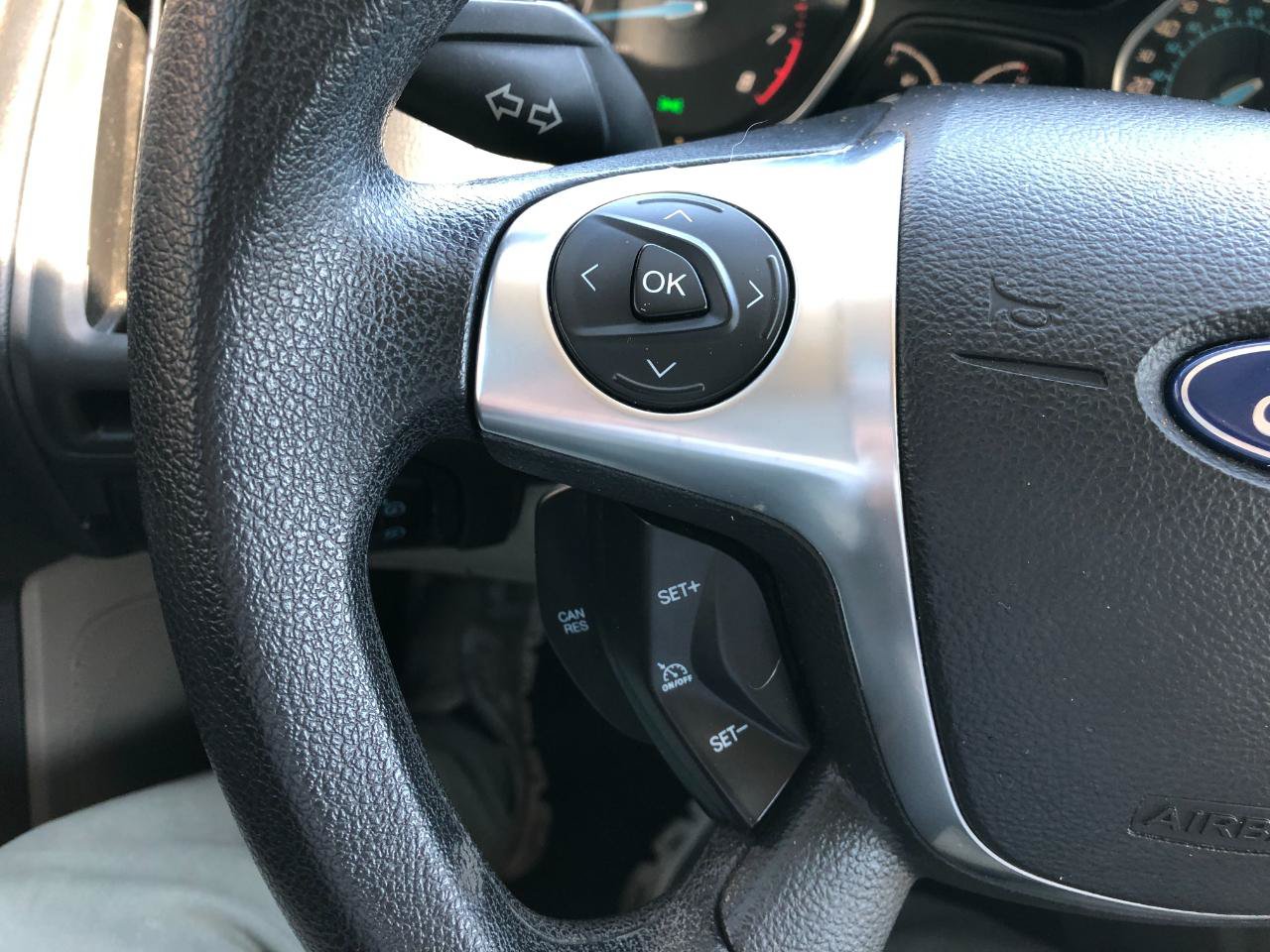 Used 2012 Ford Focus SE FWD image 13