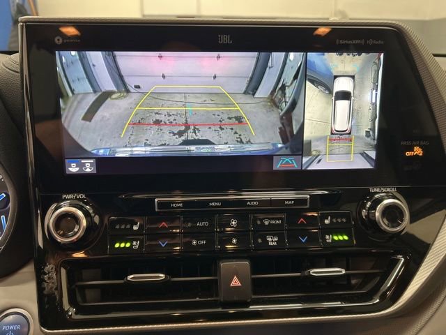 Used 2021 Toyota Highlander Platinum image 14