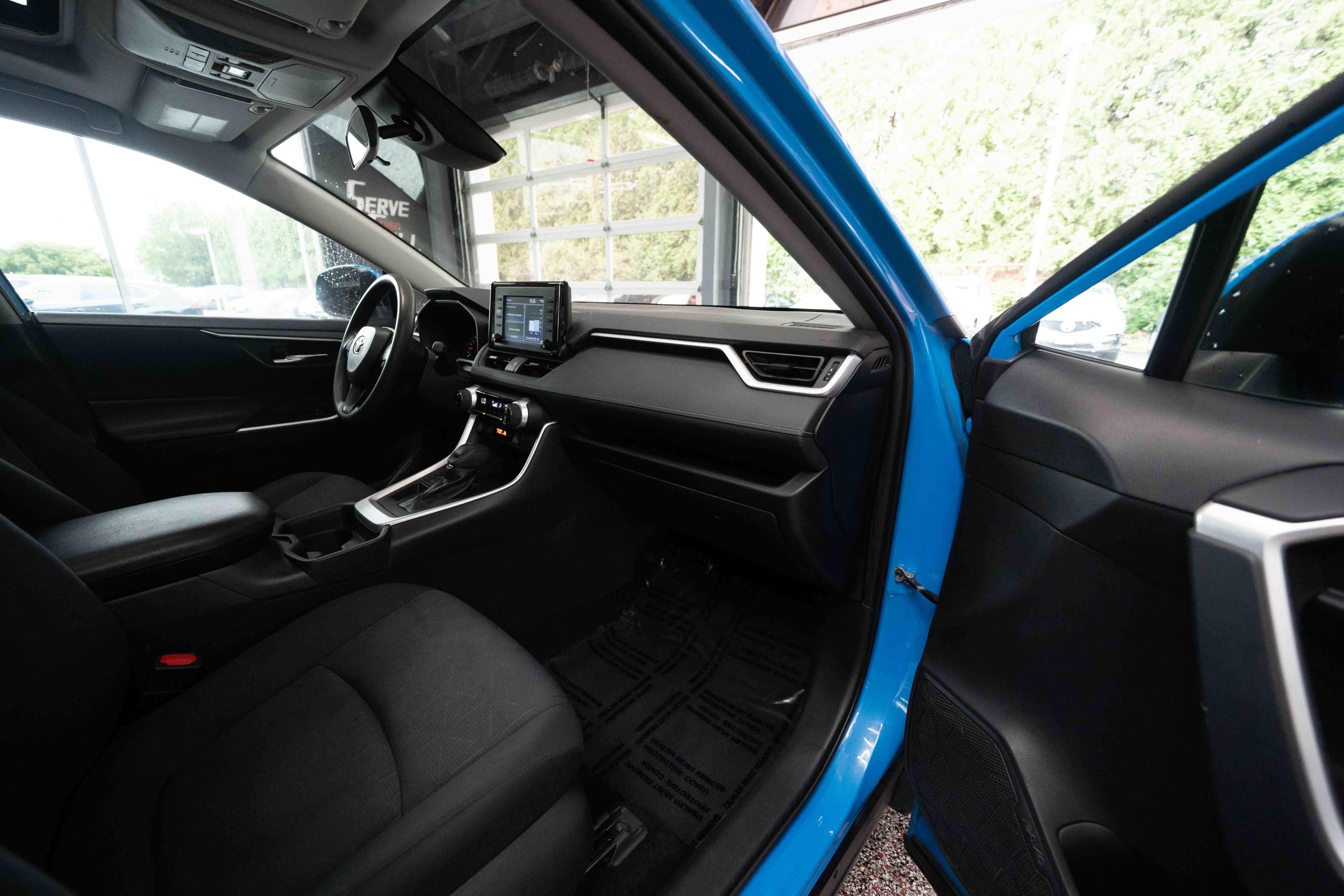 Used 2019 Toyota RAV4 XLE FWD image 26