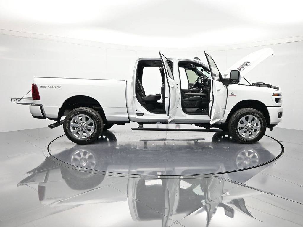 New 2026 RAM 2500 Laramie AWD/4WD image 49