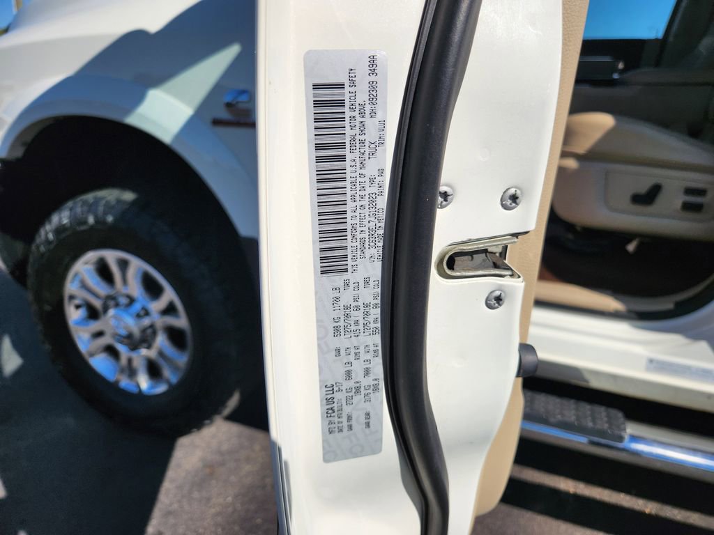 Used 2018 RAM 3500 Laramie image 31