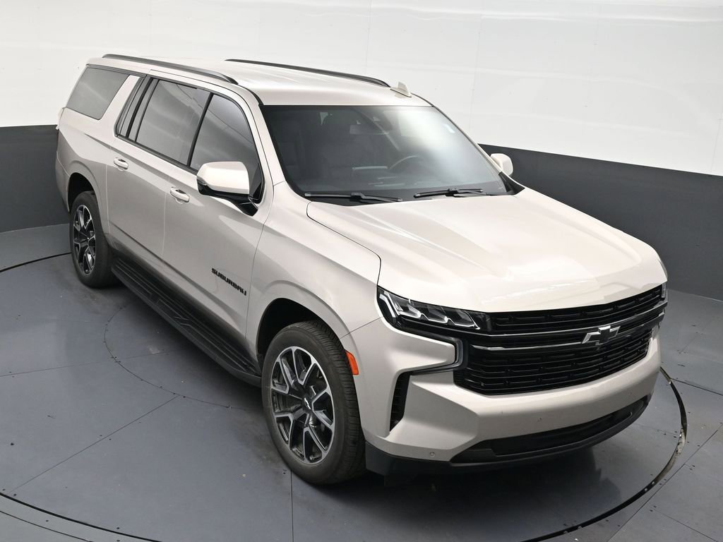 Used 2023 Chevrolet Suburban RST w/ Luxury Package image 18