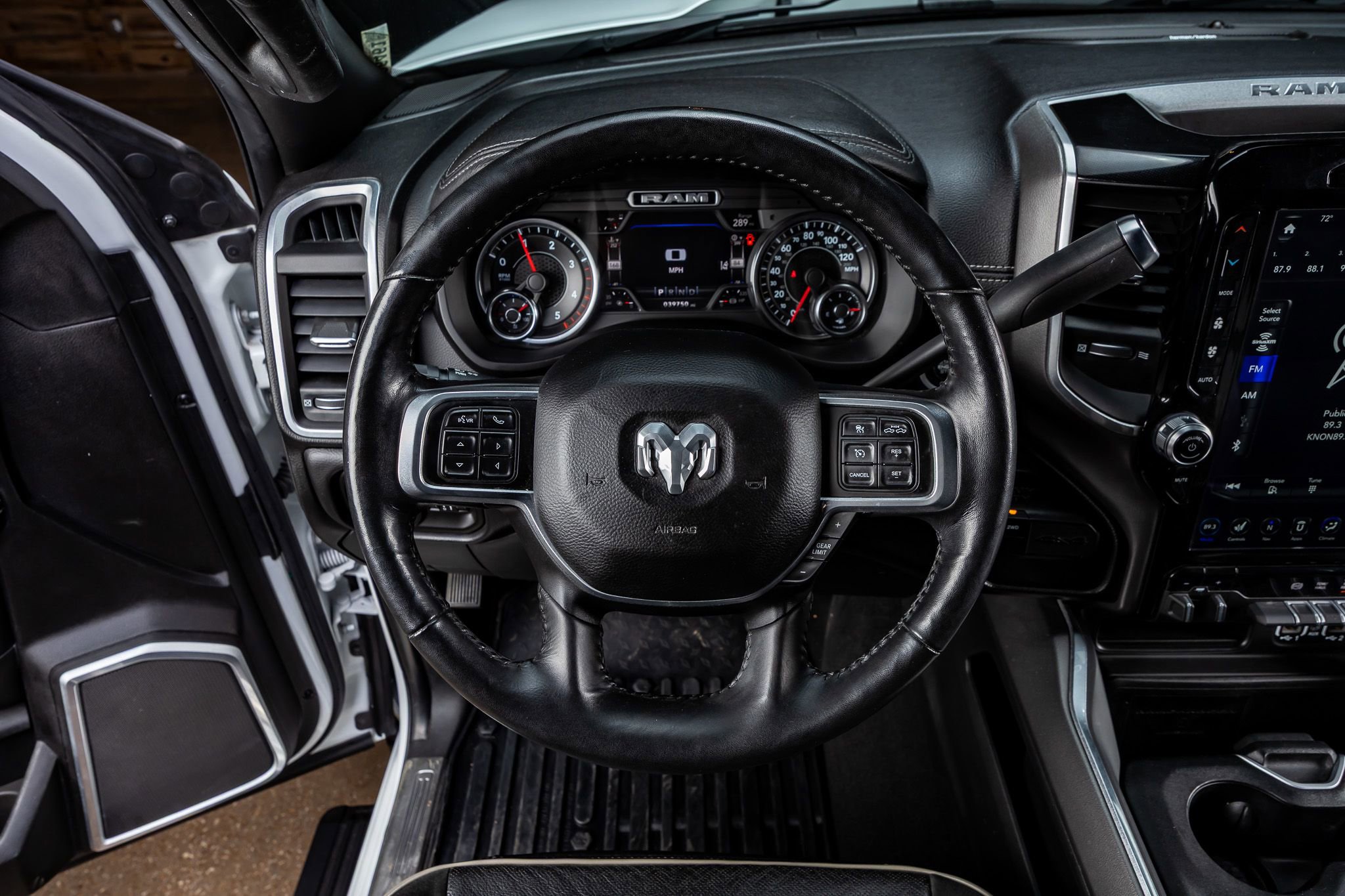 Used 2020 RAM 2500 Laramie image 18