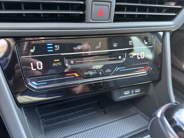 New 2025 Volkswagen Jetta SEL image 20