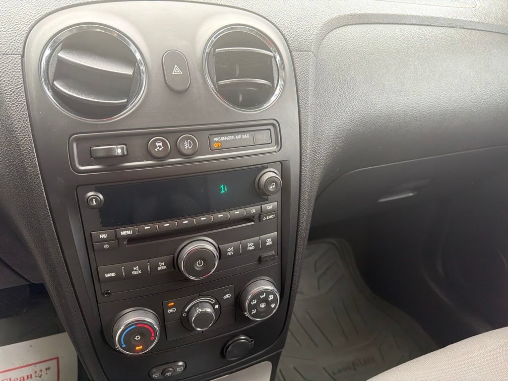 Used 2010 Chevrolet HHR LT w/ My Link Package FWD image 14