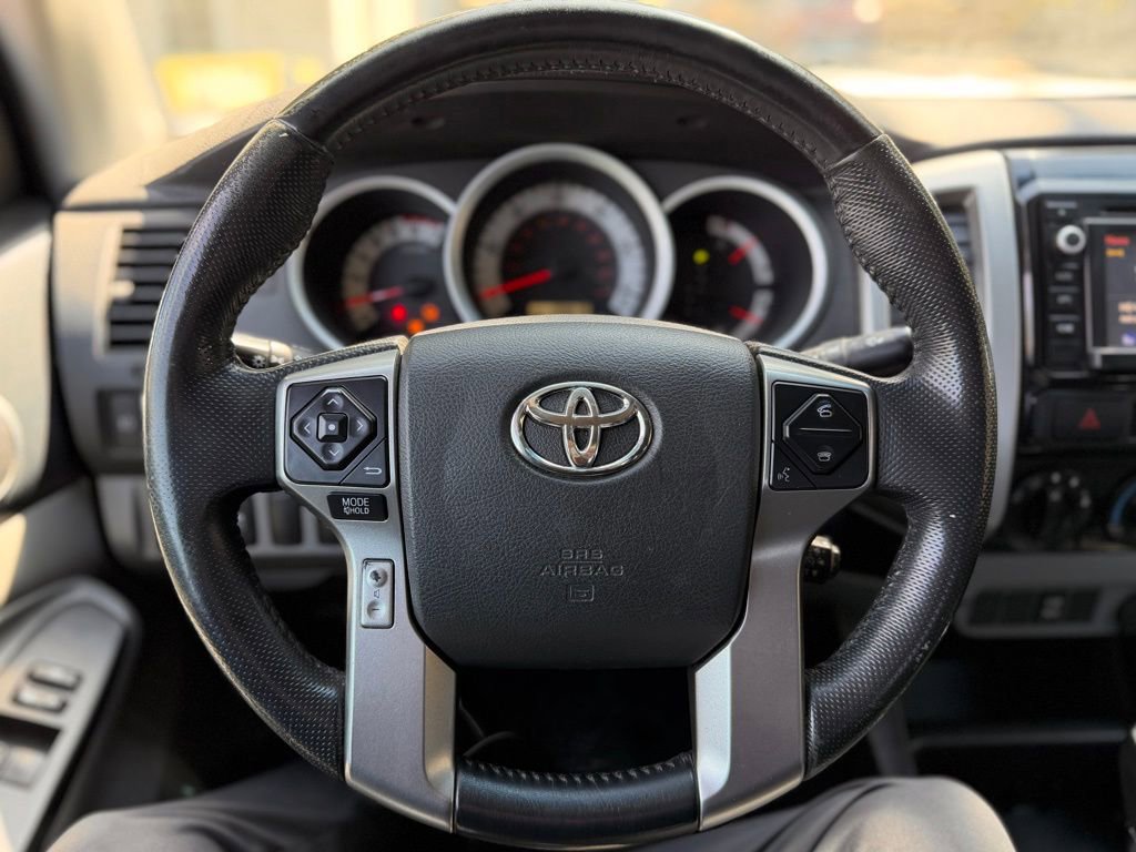 Used 2015 Toyota Tacoma 4x4 Access Cab V6 w/ SR5 Package image 7