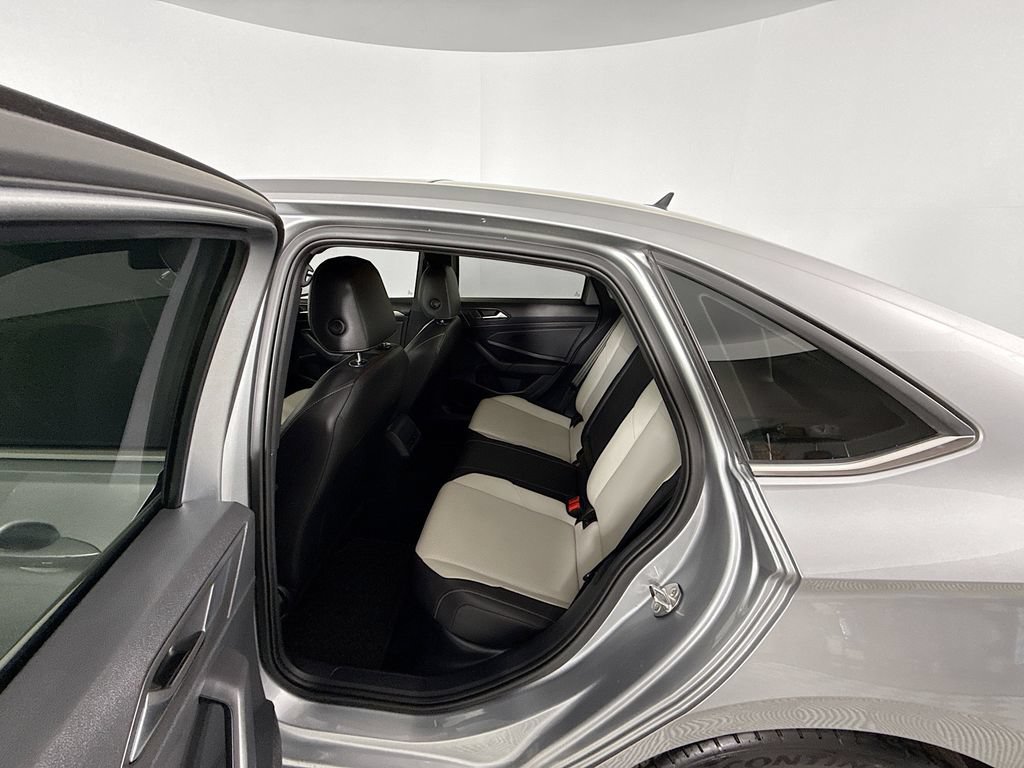 Used 2021 Volkswagen Jetta R-Line FWD image 25