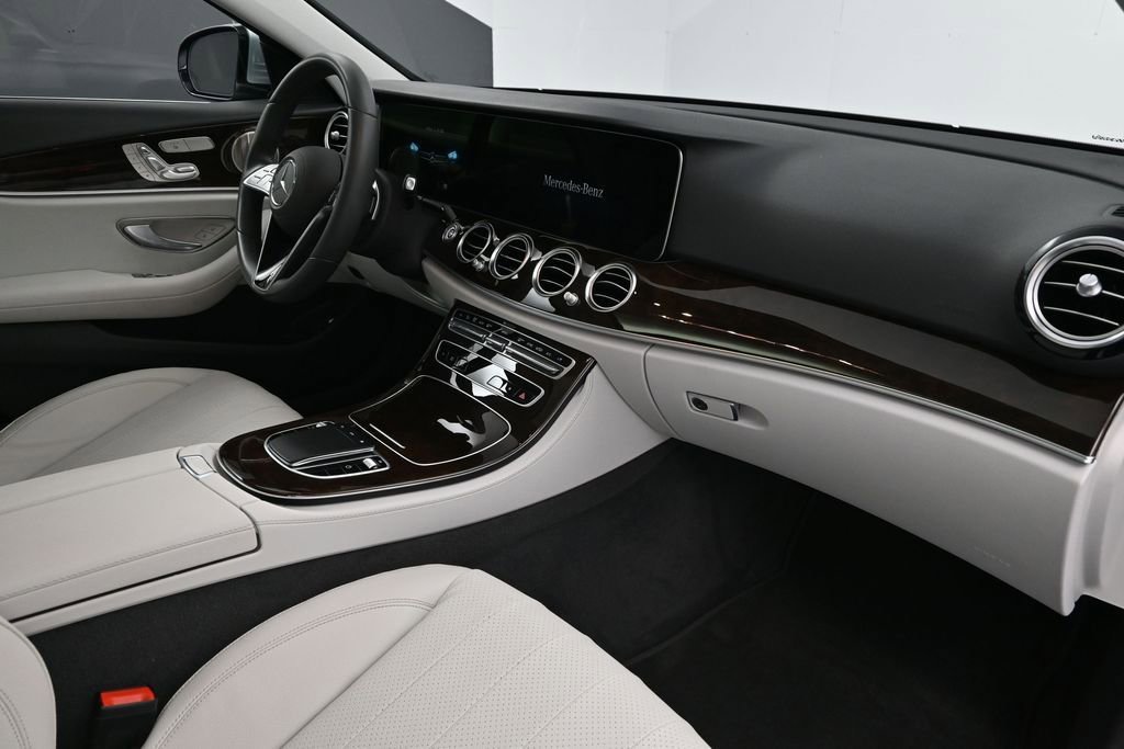 Used 2021 Mercedes-Benz E 350 4MATIC Sedan image 13