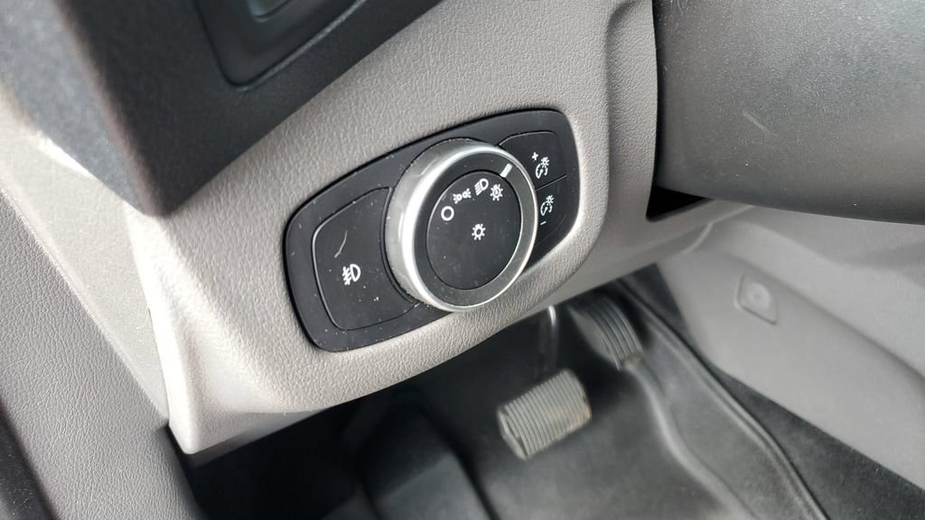 Used 2019 Ford Transit Connect XLT FWD image 10