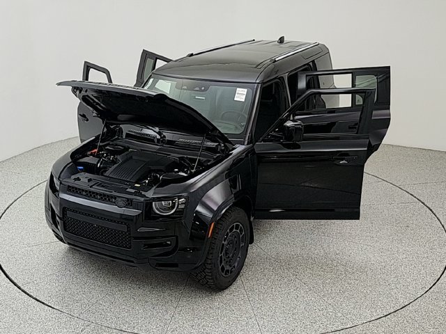 New 2026 Land Rover Defender 110 OCTA AWD/4WD image 37