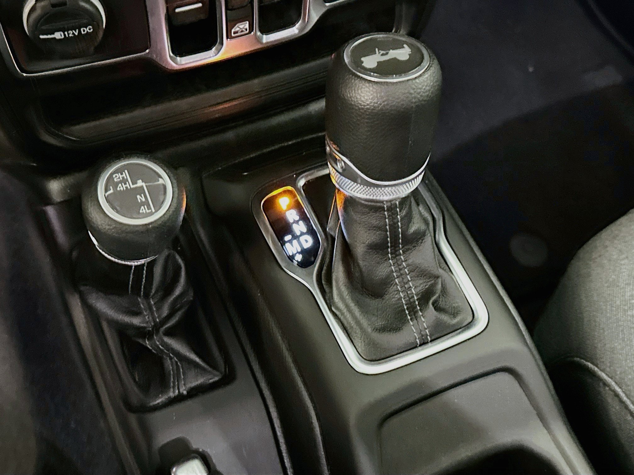 Used 2025 Jeep Wrangler Unlimited Sport AWD/4WD image 24