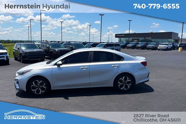 Used 2020 Kia Forte LXS FWD image 3